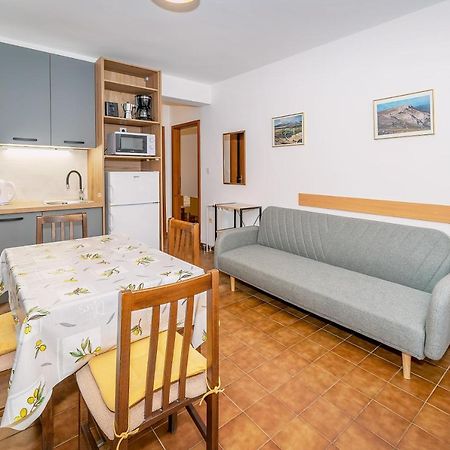 Apartmani Ana Juranic Jurandvor Eksteriør bilde